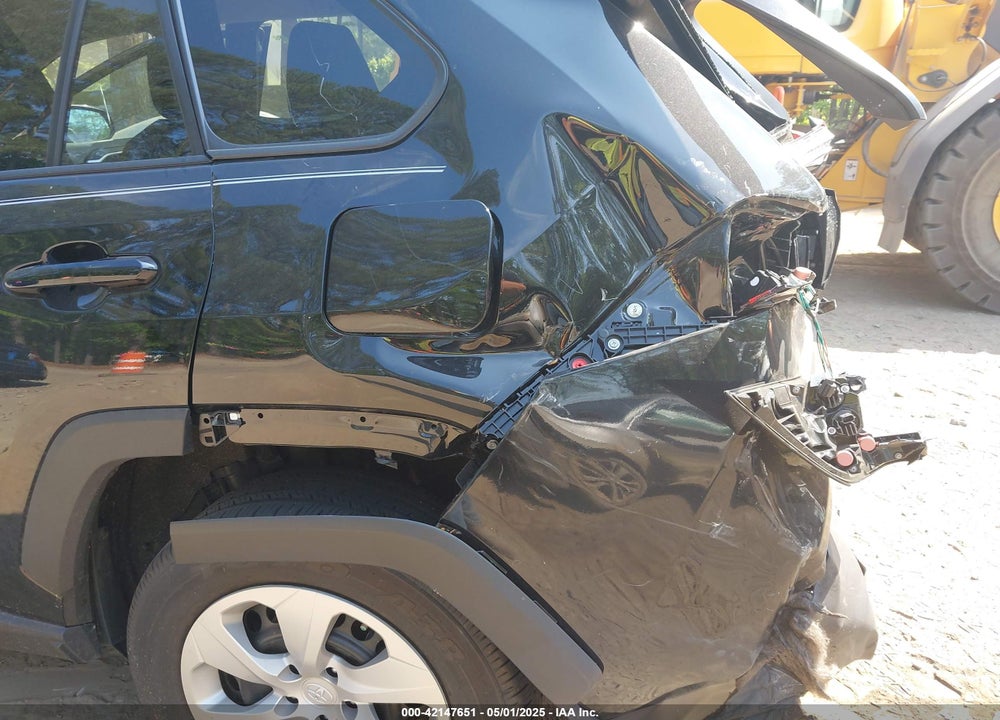 2024 TOYOTA RAV4 LE VIN: 2T3G1RFV9RC483985