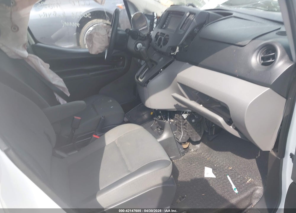 2016 NISSAN NV200 VIN: 3N6CM0KN3GK696041