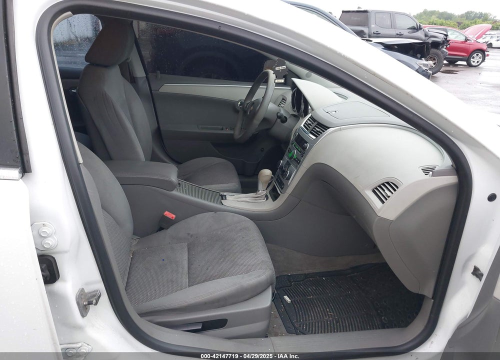 2011 CHEVROLET MALIBU VIN: 1G1ZA5EU8BF236157