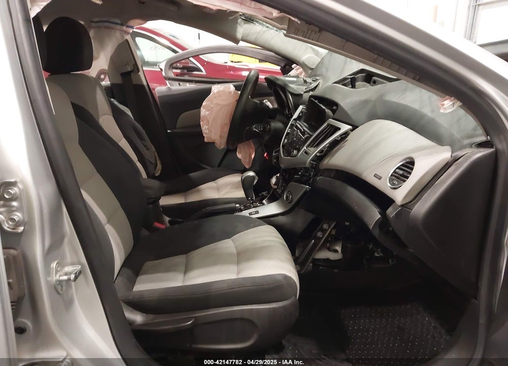 2016 CHEVROLET CRUZE LIMITED LS AUTO VIN: 1G1PC5SHXG7177381