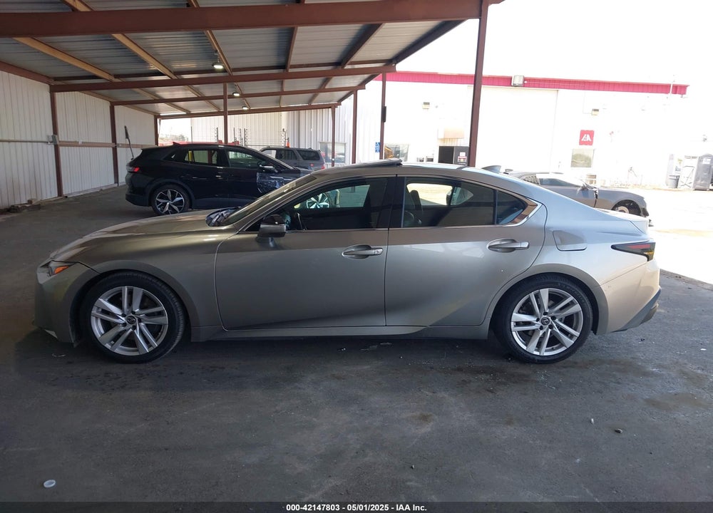 2021 LEXUS IS 300 VIN: JTHCA1D20M5112820