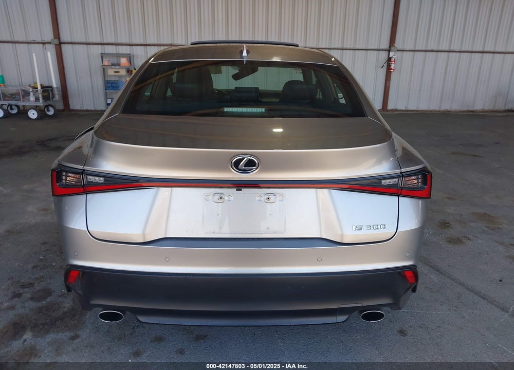 2021 LEXUS IS 300 VIN: JTHCA1D20M5112820