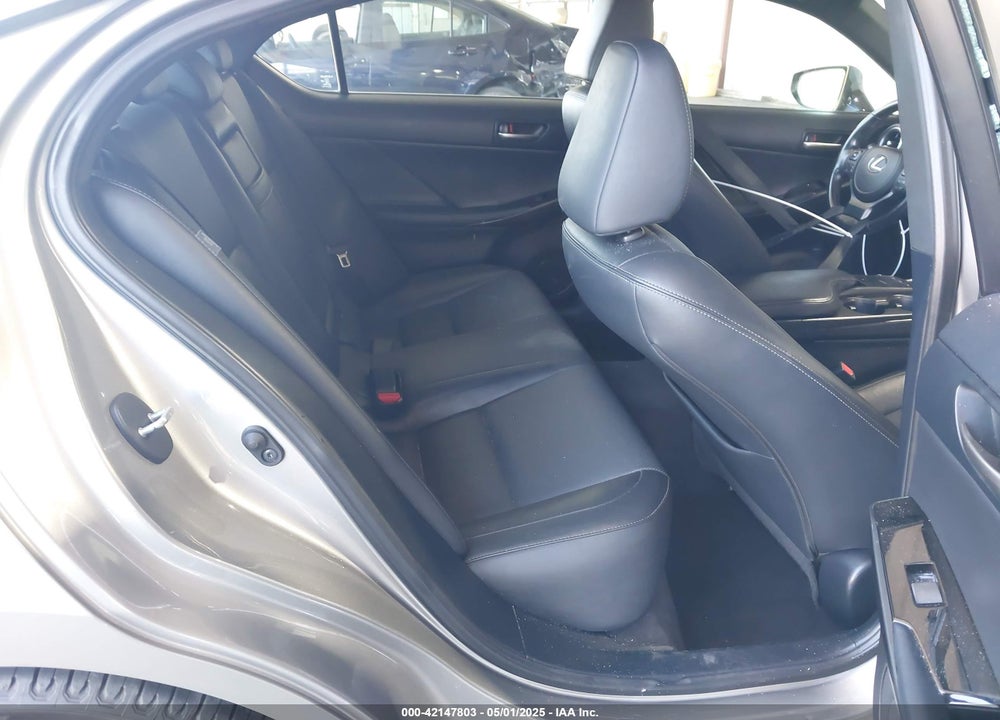 2021 LEXUS IS 300 VIN: JTHCA1D20M5112820