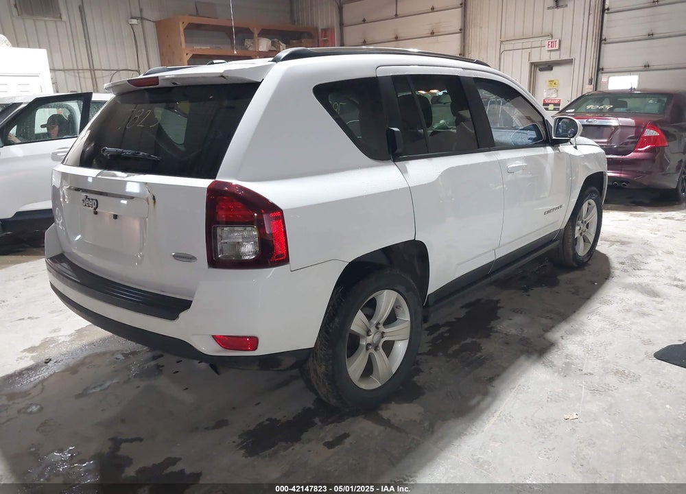 2014 JEEP COMPASS VIN: 1C4NJDEB8ED622804