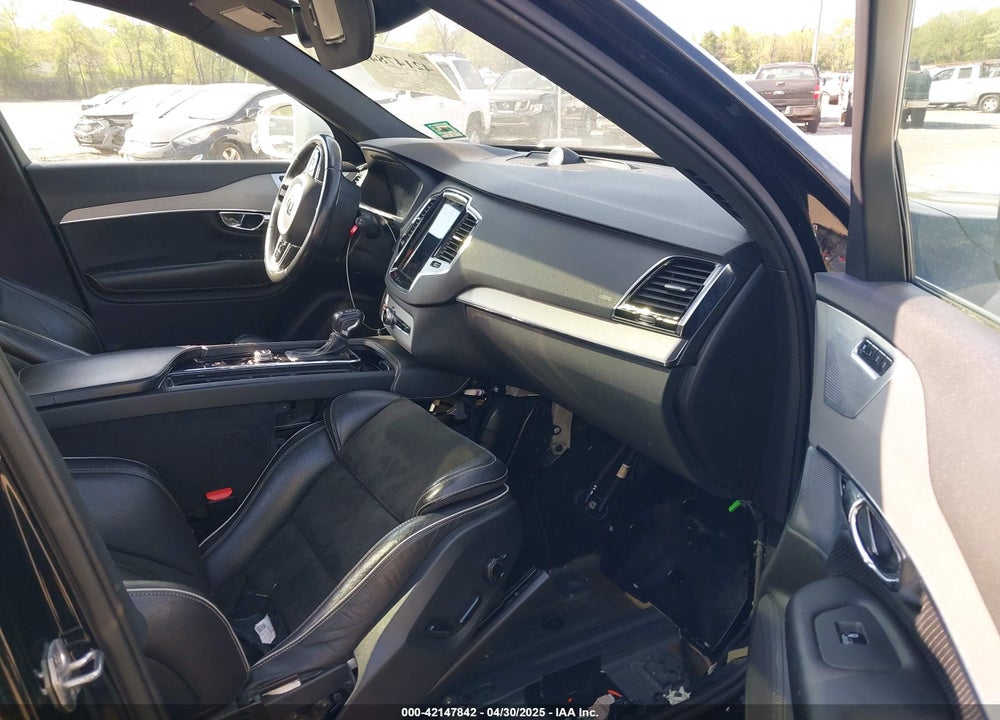 2016 VOLVO XC90 VIN: YV4A22PM4G1035838