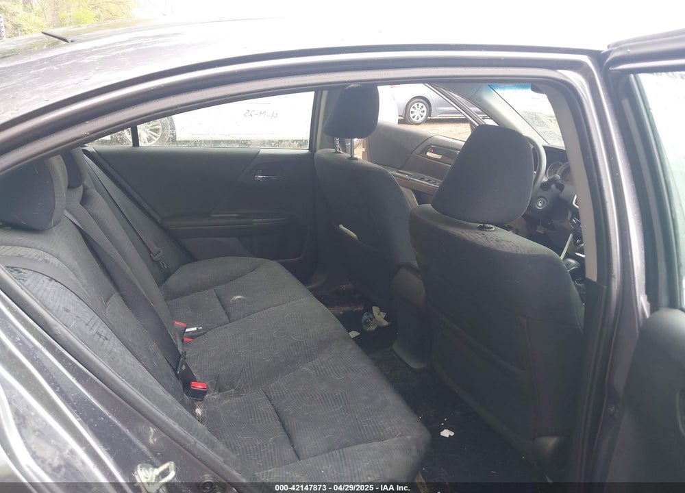 2017 HONDA ACCORD VIN: 1HGCR2F30HA092153