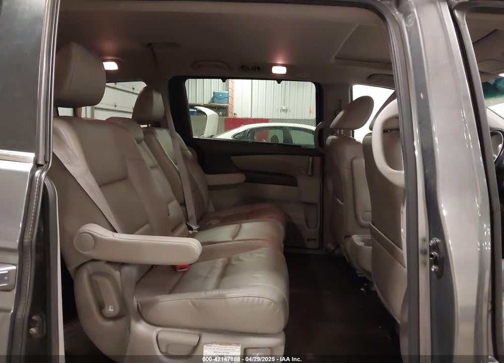 2013 HONDA ODYSSEY EX-L VIN: 5FNRL5H69DB029556