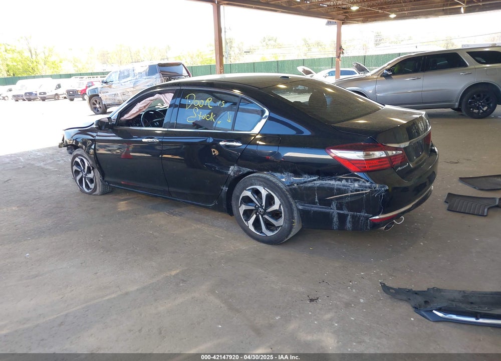 2017 HONDA ACCORD VIN: 1HGCR3F01HA040865