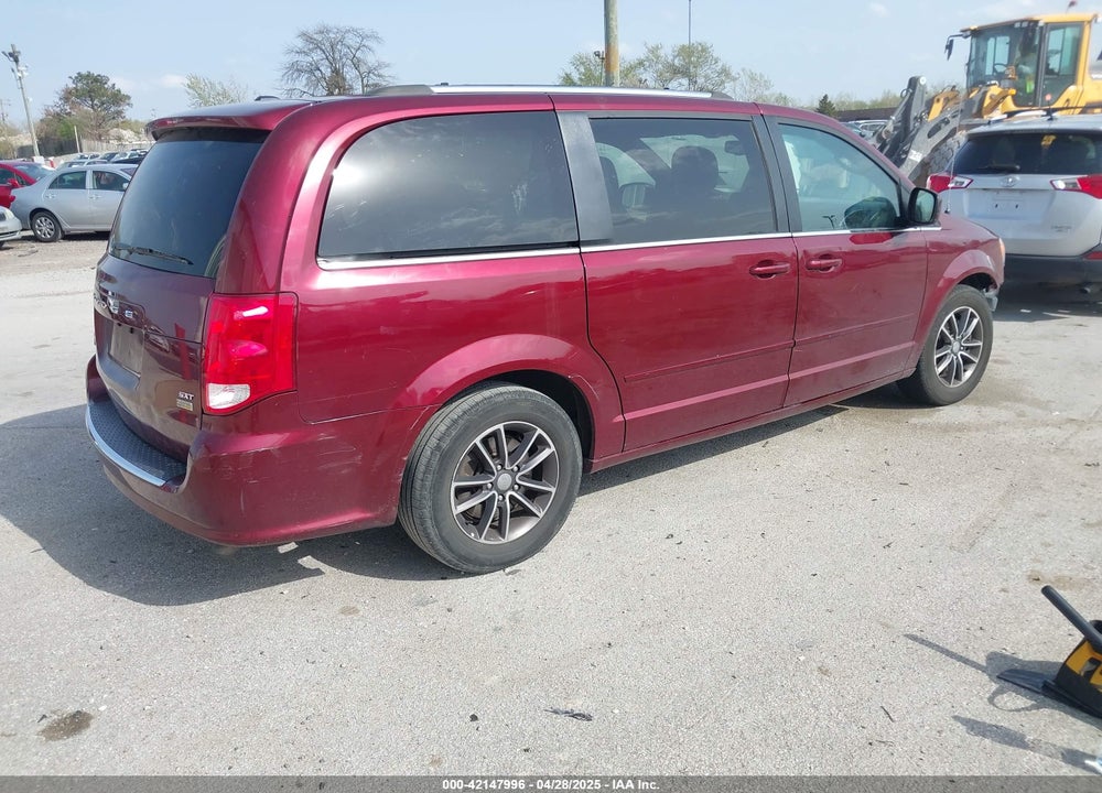 2017 DODGE GRAND CARAVAN VIN: 2C4RDGCG7HR673706