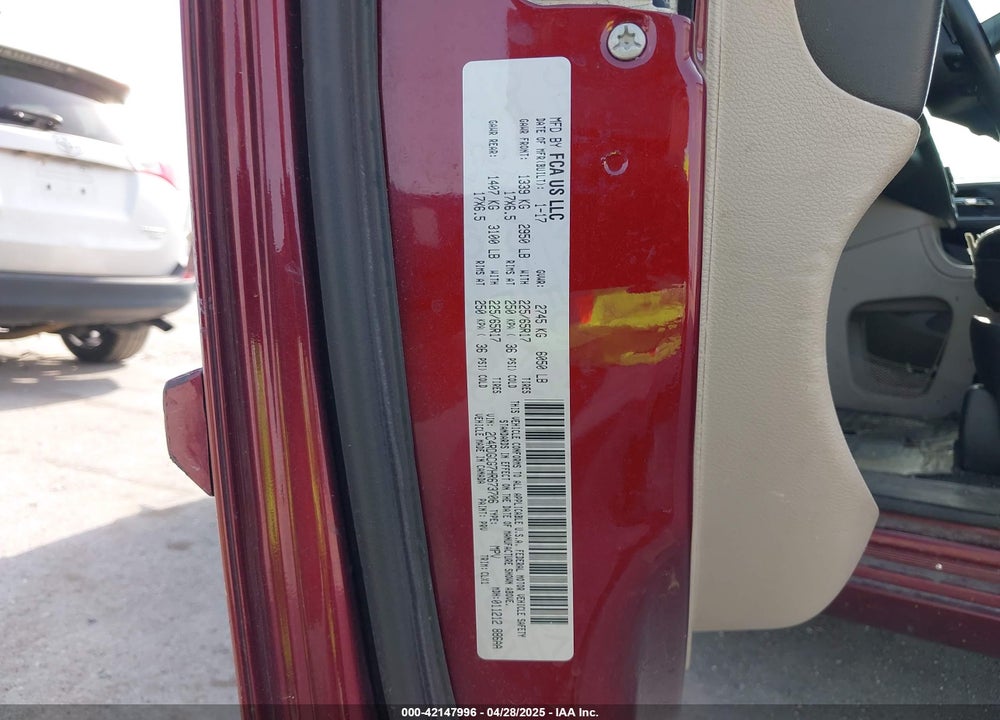 2017 DODGE GRAND CARAVAN VIN: 2C4RDGCG7HR673706