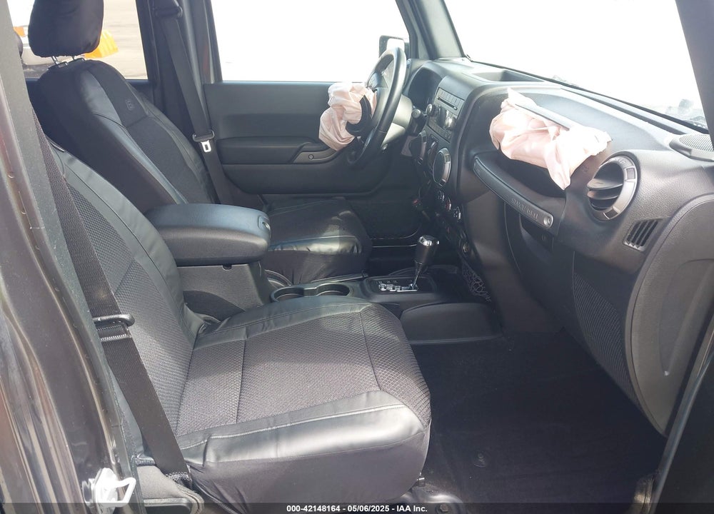 2018 JEEP WRANGLER UNLIMITED VIN: 1C4BJWDG2JL827322