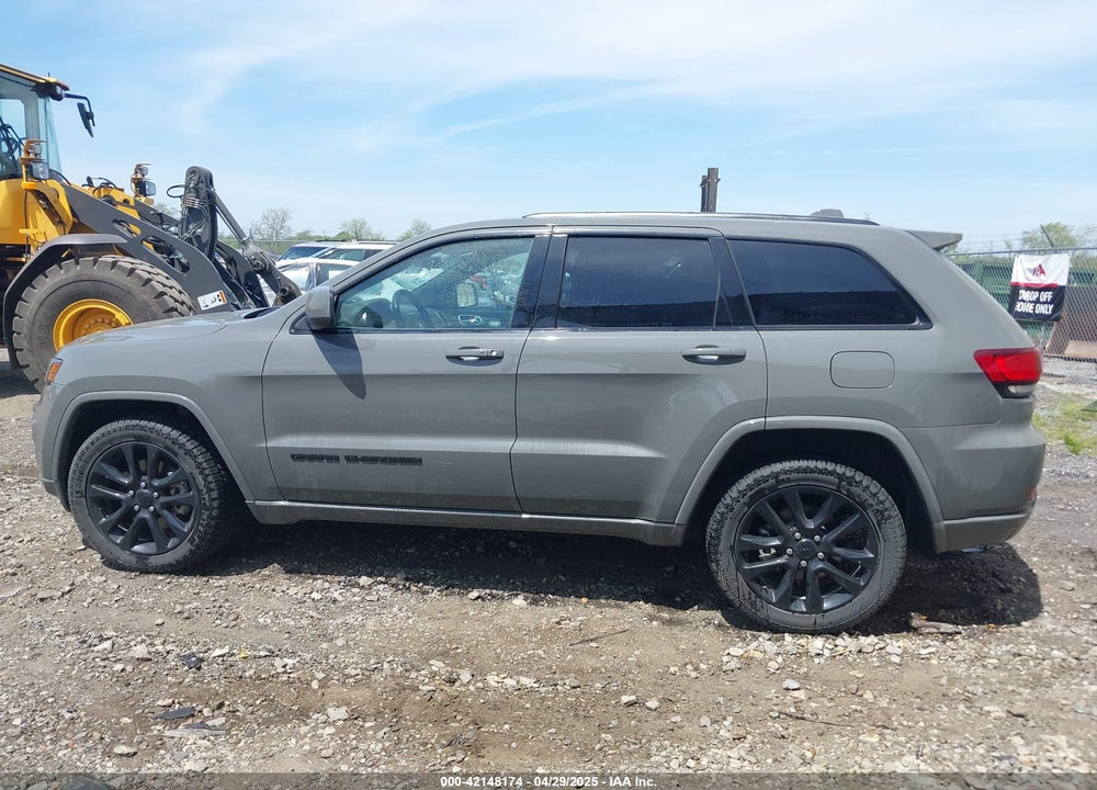 2021 JEEP GRAND CHEROKEE VIN: 1C4RJFAG5MC654581