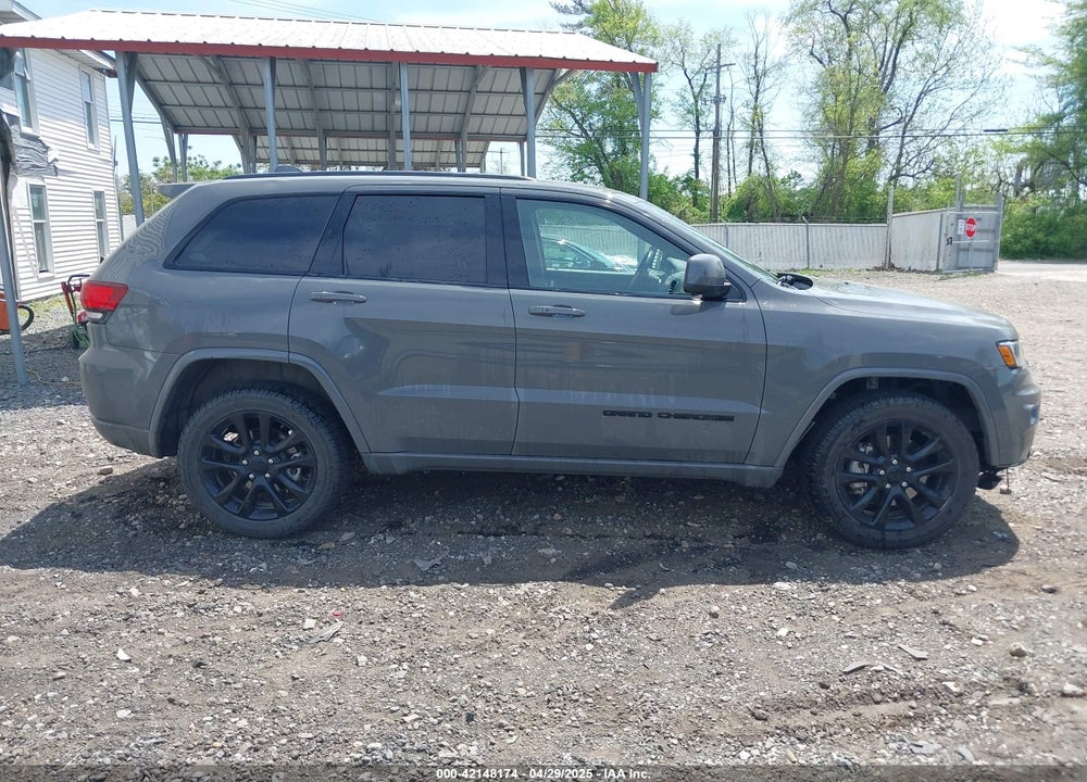 2021 JEEP GRAND CHEROKEE VIN: 1C4RJFAG5MC654581