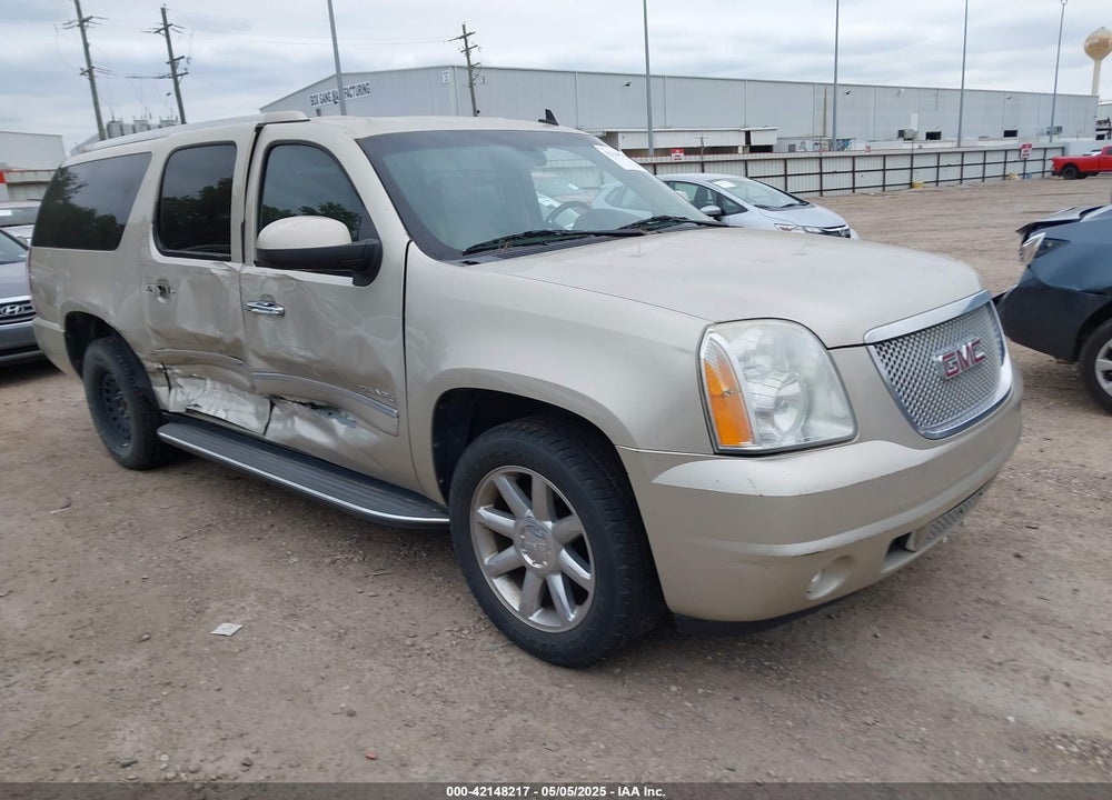 2013 GMC YUKON XL 1500 DENALI VIN: 1GKS1MEF3DR135893