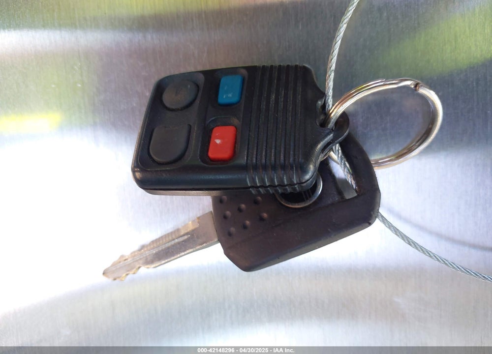 2002 MERCURY SABLE GS VIN: 1MEFM50U82G605715