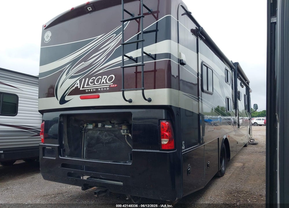 2011 FREIGHTLINER CHASSIS XC VIN: 4UZAB2DT3BCAZ4146