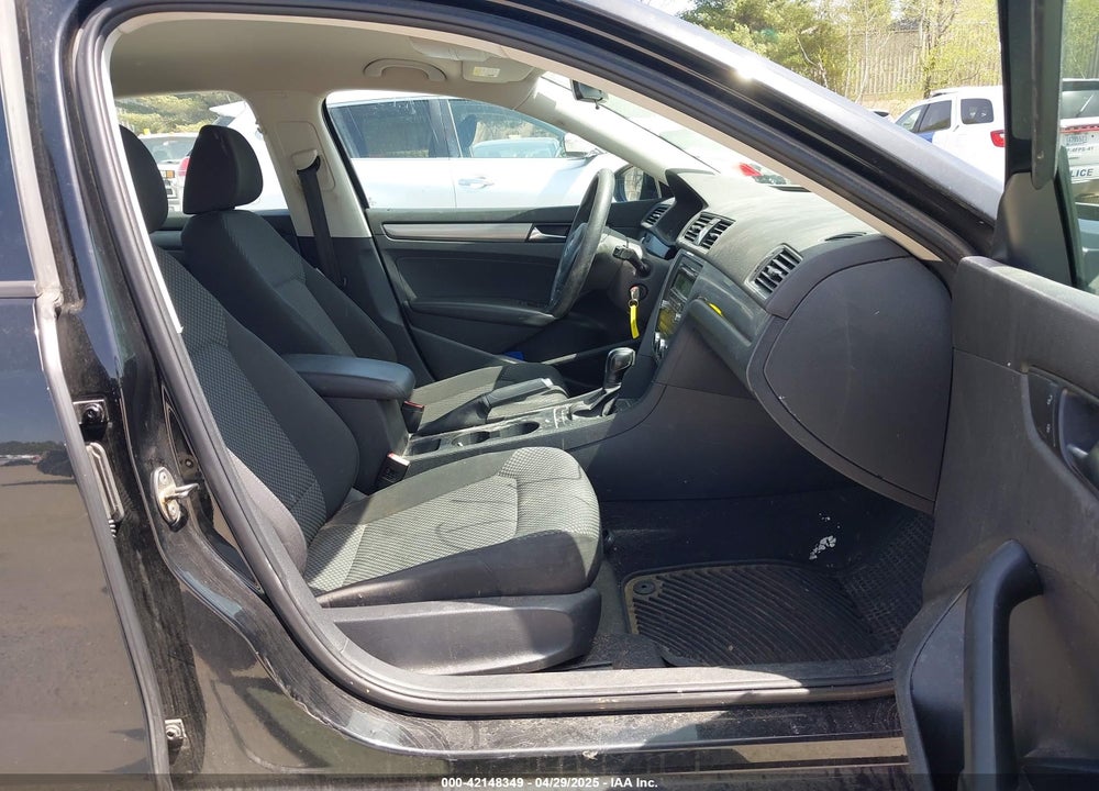 2012 VOLKSWAGEN PASSAT VIN: 1VWAP7A39CC025836