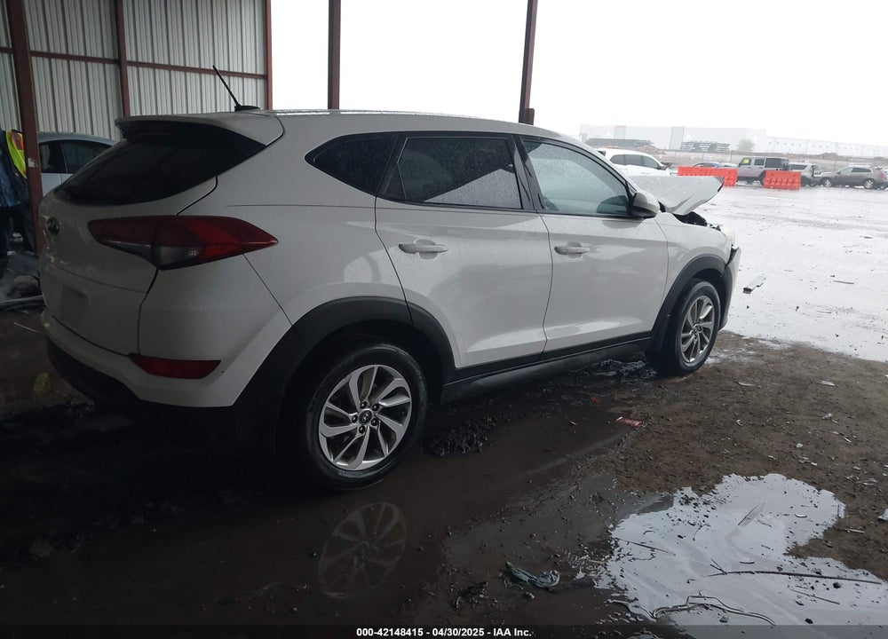 2016 HYUNDAI TUCSON VIN: KM8J23A41GU199477