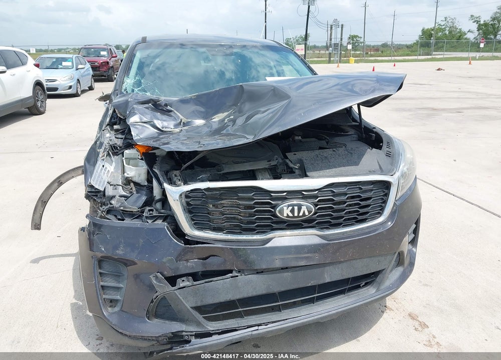 2019 KIA SORENTO 3.3L LX VIN: 5XYPG4A51KG441192