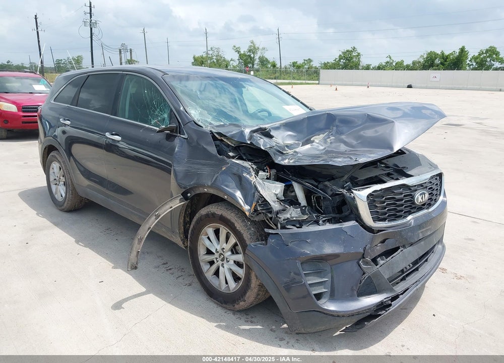 2019 KIA SORENTO 3.3L LX VIN: 5XYPG4A51KG441192