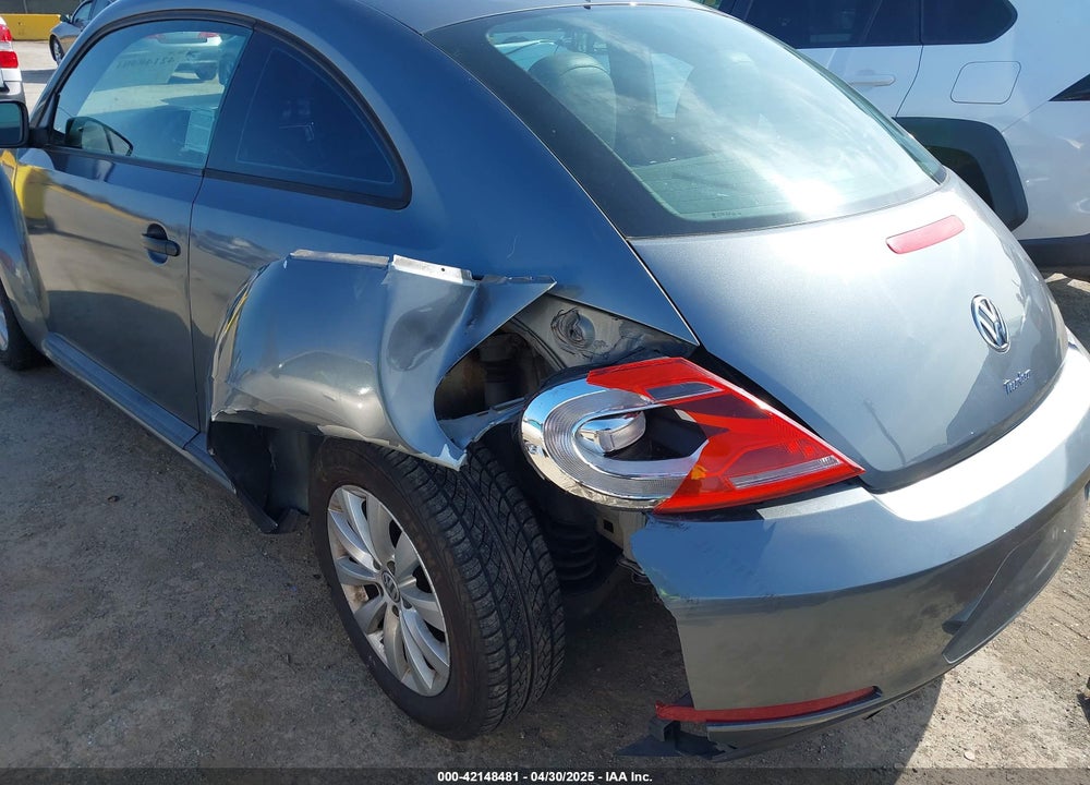 2016 VOLKSWAGEN BEETLE 1.8T FLEET EDITION VIN: 3VWF17AT6GM625810