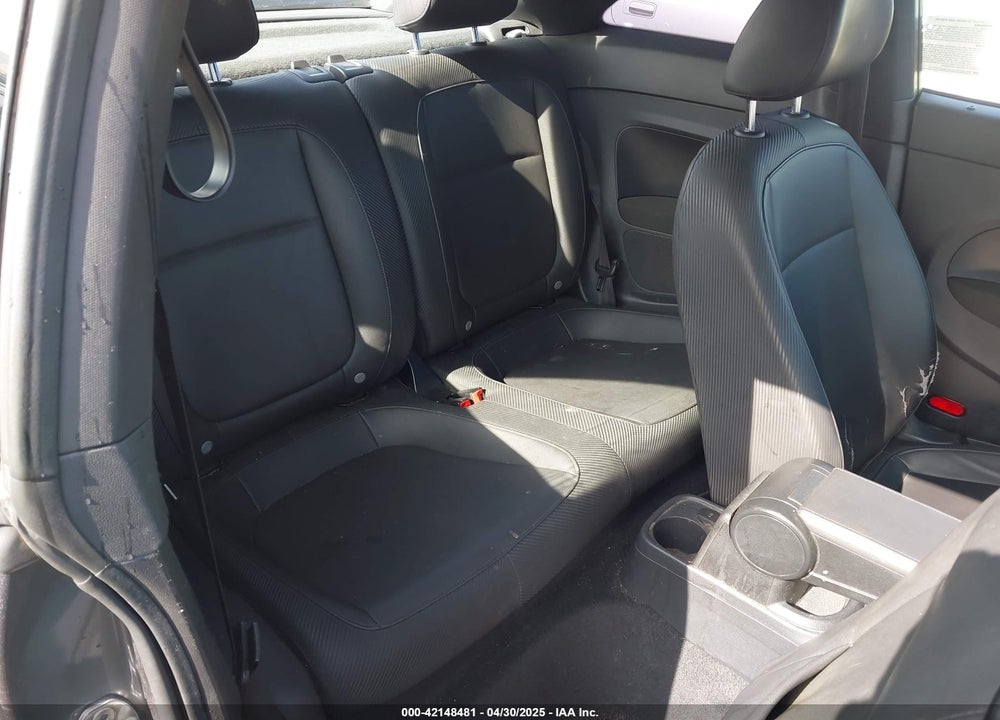 2016 VOLKSWAGEN BEETLE 1.8T FLEET EDITION VIN: 3VWF17AT6GM625810