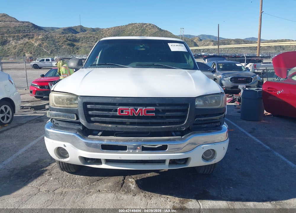 2003 GMC SIERRA 2500HD SLE VIN: 1GTHK29U23E377578