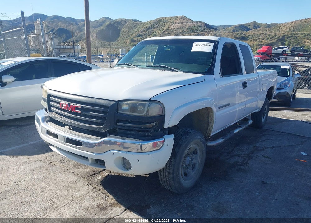 2003 GMC SIERRA 2500HD SLE VIN: 1GTHK29U23E377578