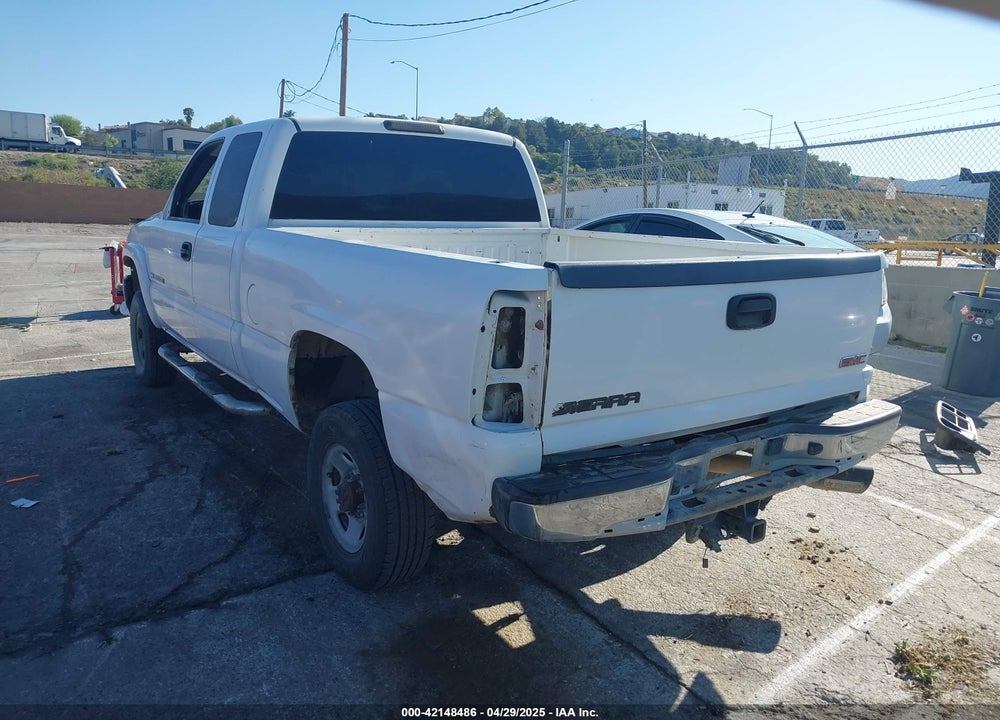 2003 GMC SIERRA 2500HD SLE VIN: 1GTHK29U23E377578
