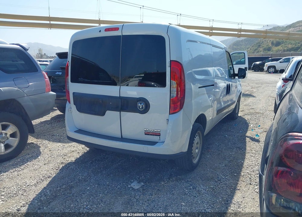 2022 RAM PROMASTER CITY CARGO VAN VIN: ZFBHRFAB0N6W48747