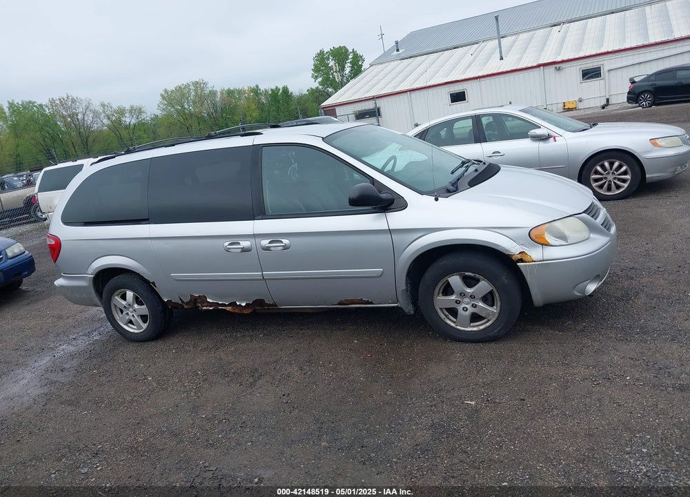 2007 DODGE GRAND CARAVAN SXT VIN: 2D4GP44L67R306502