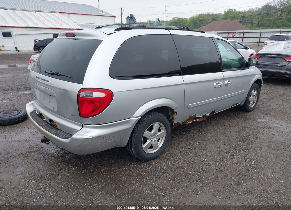 2007 DODGE GRAND CARAVAN SXT VIN: 2D4GP44L67R306502
