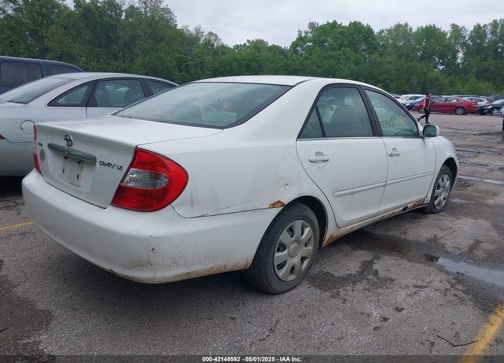 2002 TOYOTA CAMRY LE VIN: 4T1BE32K22U570082