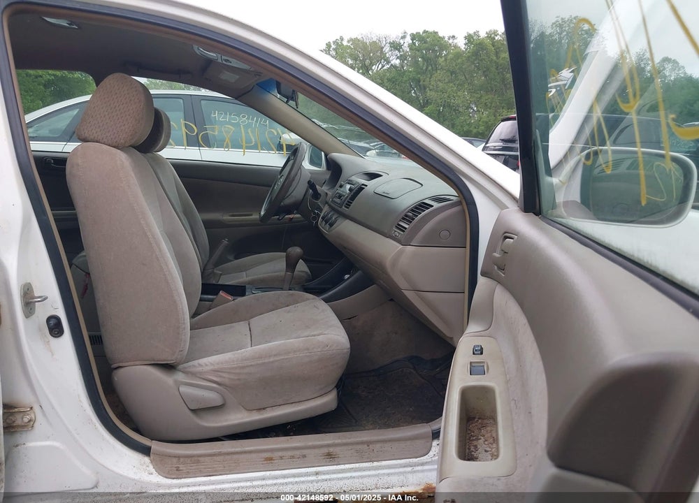 2002 TOYOTA CAMRY LE VIN: 4T1BE32K22U570082