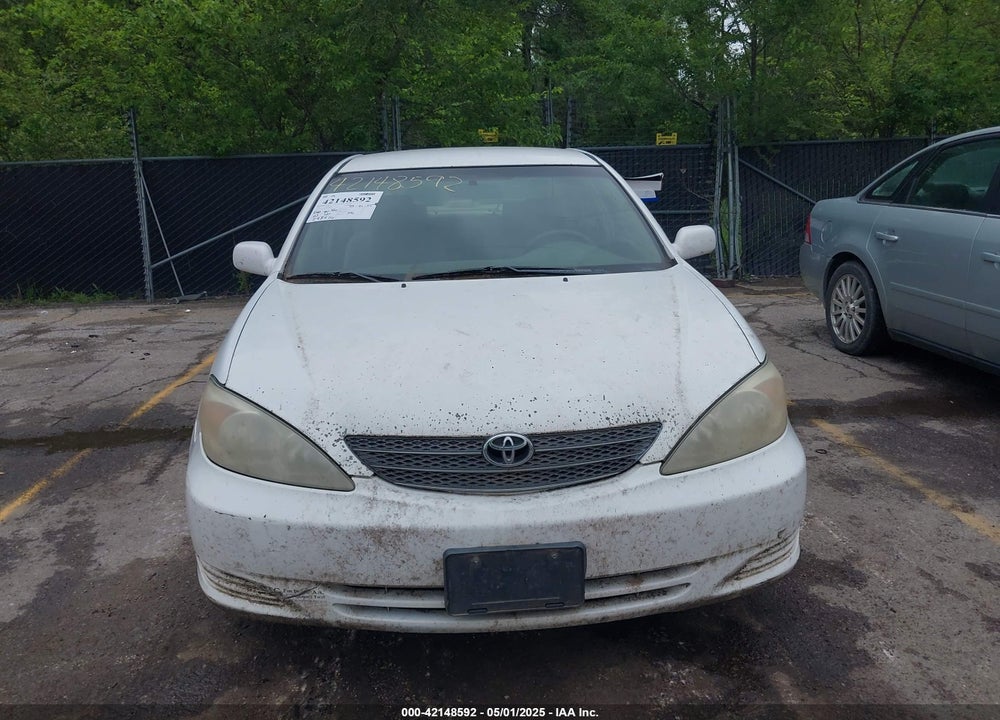2002 TOYOTA CAMRY LE VIN: 4T1BE32K22U570082