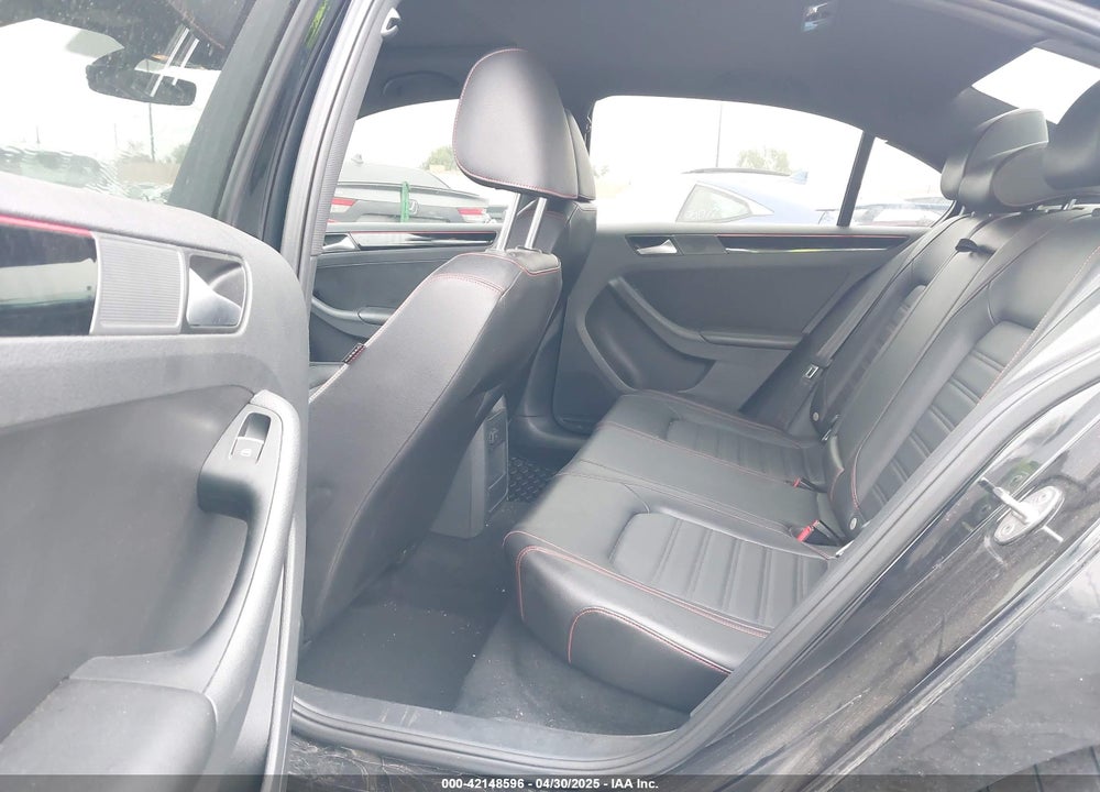 2017 VOLKSWAGEN JETTA VIN: 3VW5T7AJ5HM333393