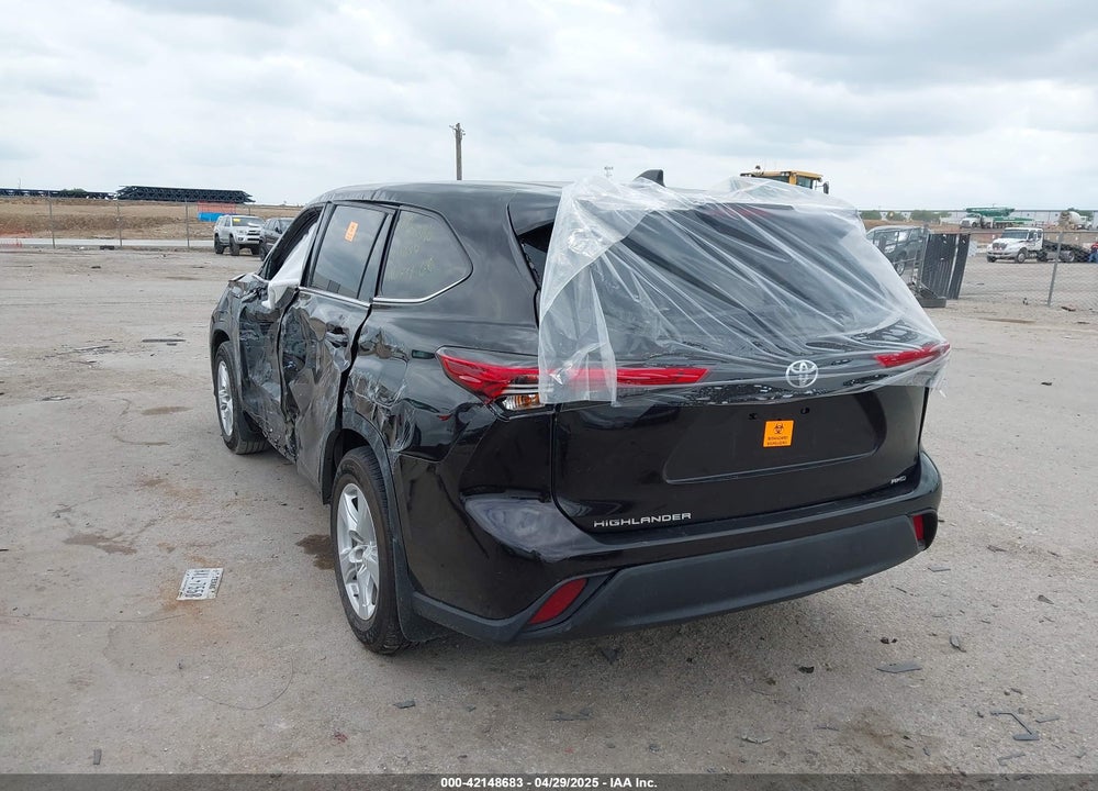 2022 TOYOTA HIGHLANDER VIN: 5TDBZRBH6NS249803