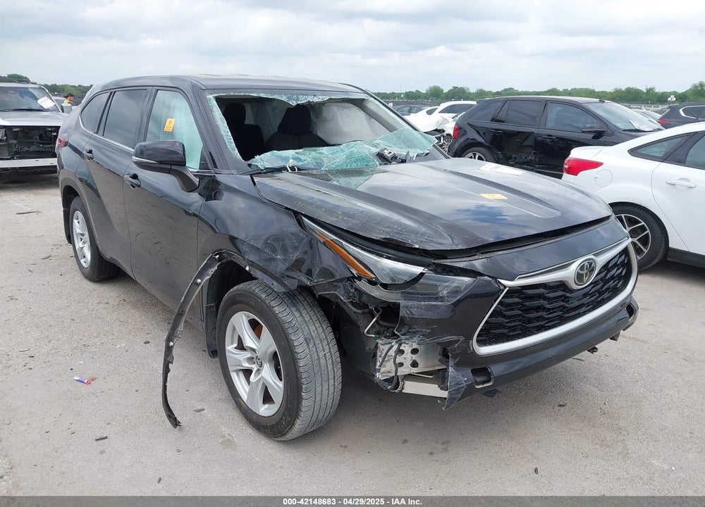 2022 TOYOTA HIGHLANDER VIN: 5TDBZRBH6NS249803