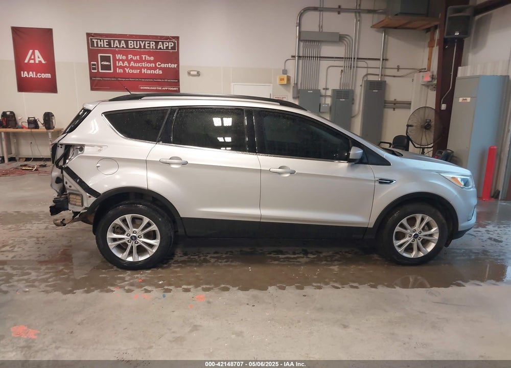 2018 FORD ESCAPE SE VIN: 1FMCU0GD8JUB96687