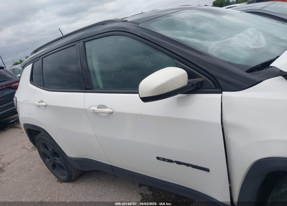 2019 JEEP COMPASS VIN: 3C4NJCBB5KT615720