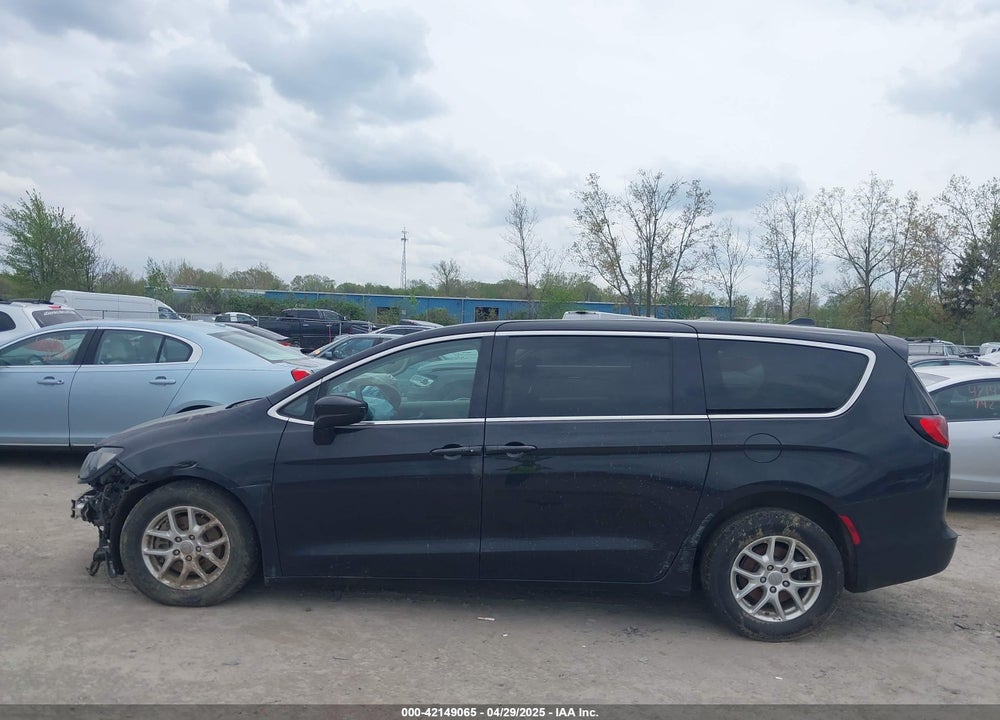 2018 CHRYSLER PACIFICA TOURING VIN: 2C4RC1DG8JR186244
