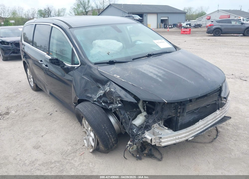 2018 CHRYSLER PACIFICA TOURING VIN: 2C4RC1DG8JR186244