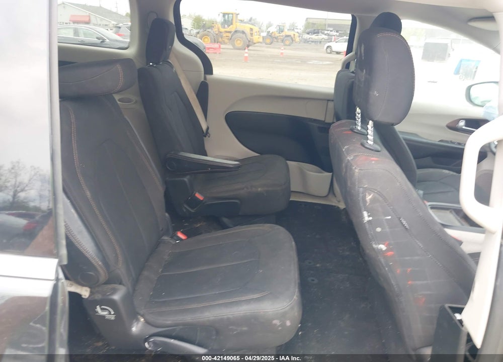2018 CHRYSLER PACIFICA TOURING VIN: 2C4RC1DG8JR186244
