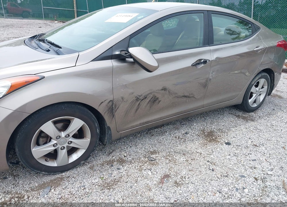2013 HYUNDAI ELANTRA GLS VIN: 5NPDH4AE2DH303639