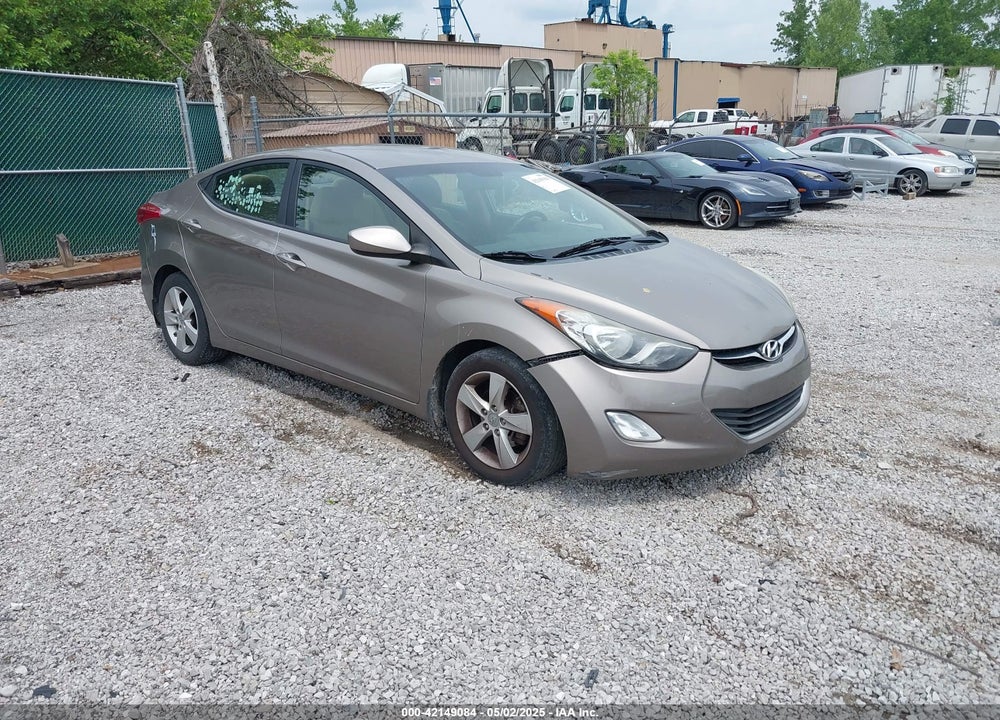 2013 HYUNDAI ELANTRA GLS VIN: 5NPDH4AE2DH303639