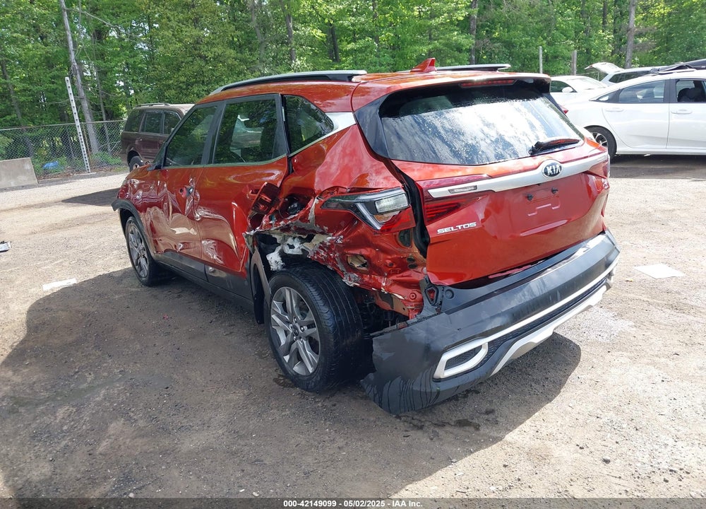2021 KIA SELTOS VIN: KNDEUCAA7M7205718