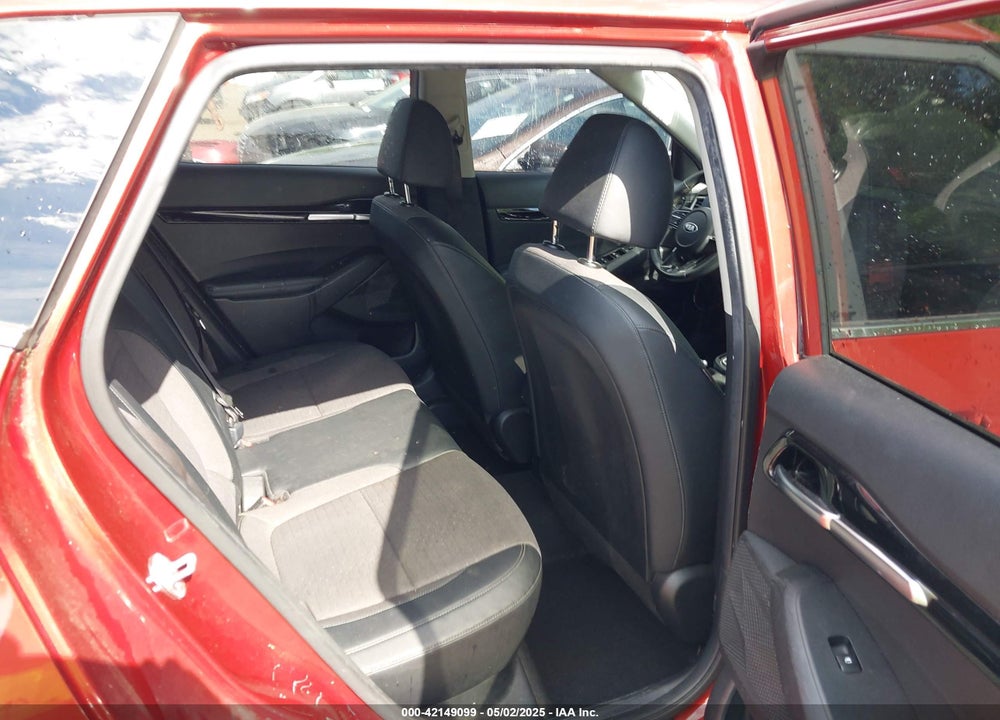 2021 KIA SELTOS VIN: KNDEUCAA7M7205718