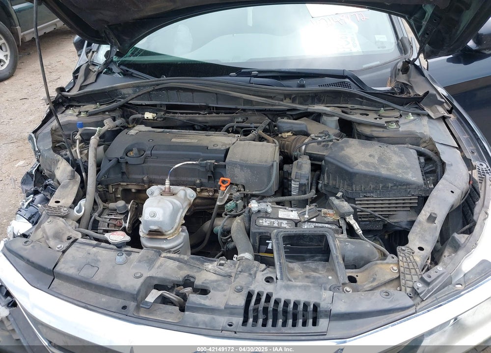 2017 HONDA ACCORD VIN: 1HGCR2F00HA147867
