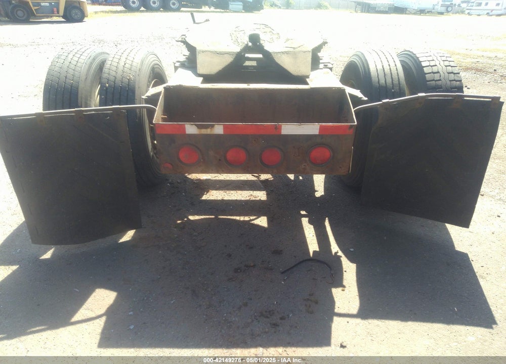 1986 UTILITY TRAILER MFG --- VIN: 1UYDD100XGC599401