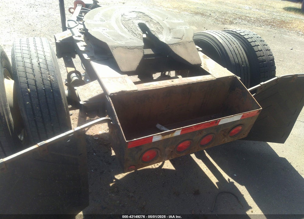 1986 UTILITY TRAILER MFG --- VIN: 1UYDD100XGC599401